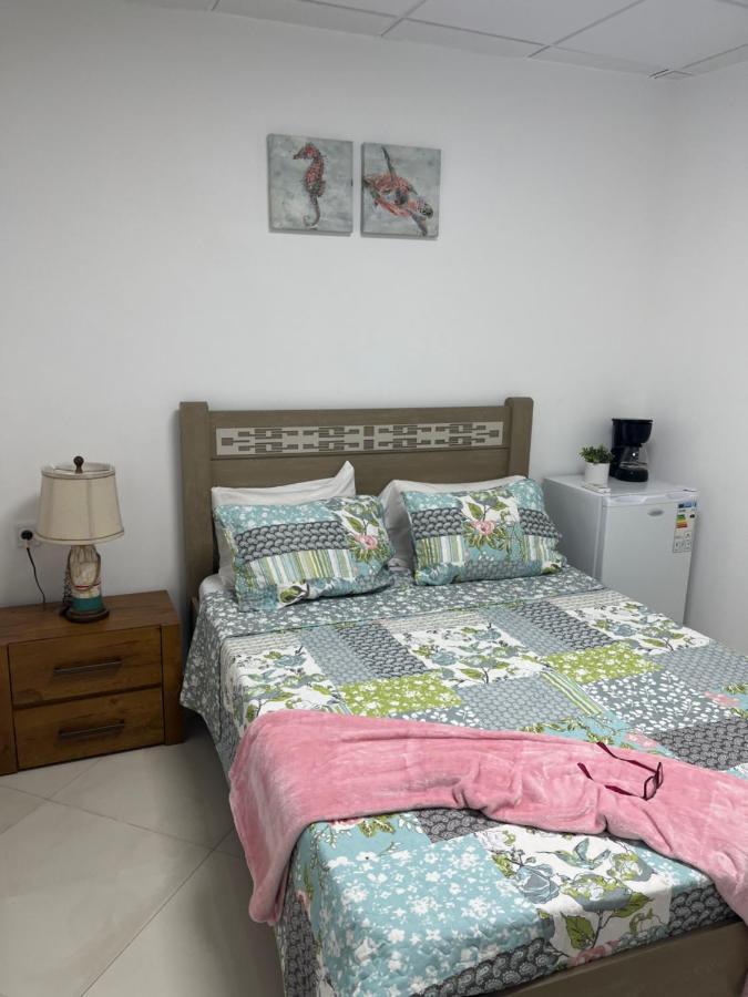 Techas City Center Luxurious Suites & Rooms برايا المظهر الخارجي الصورة
