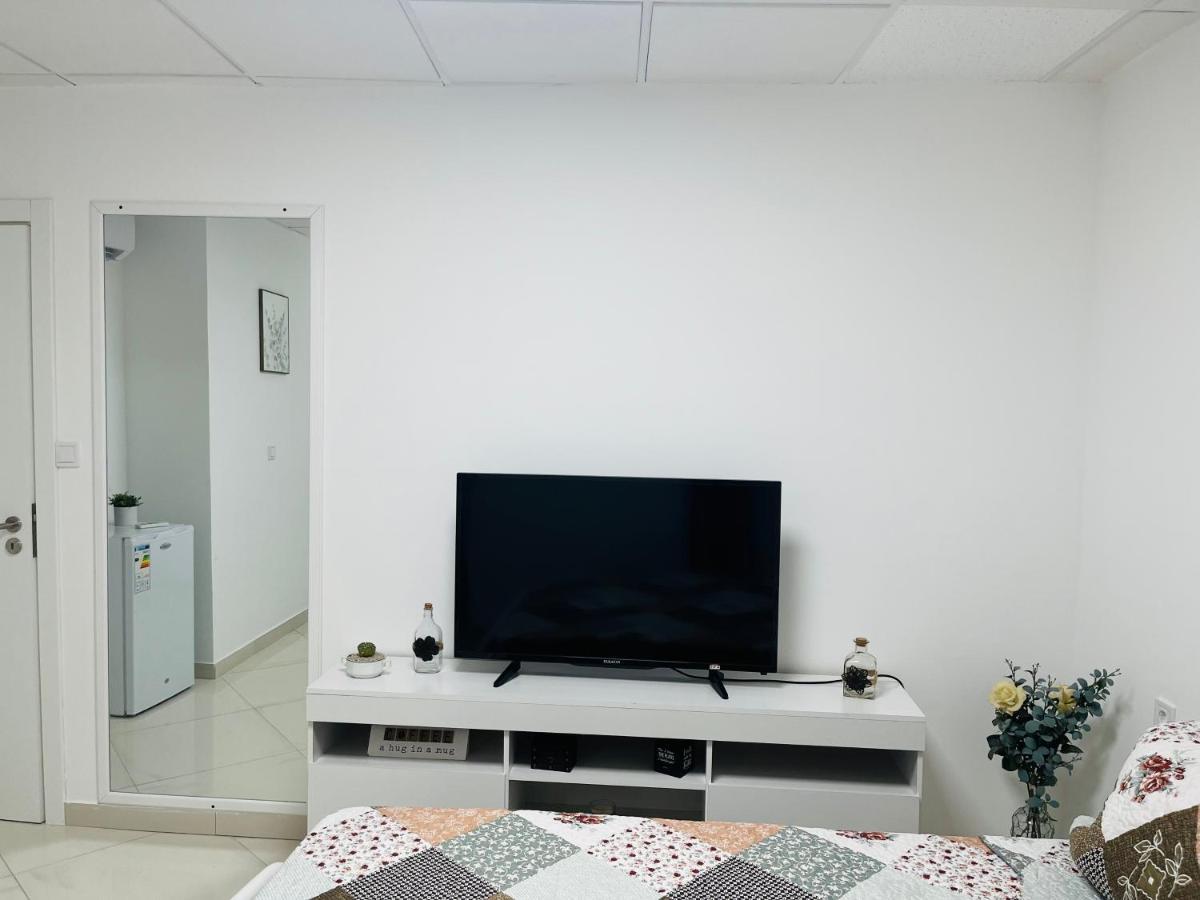 Techas City Center Luxurious Suites & Rooms برايا المظهر الخارجي الصورة