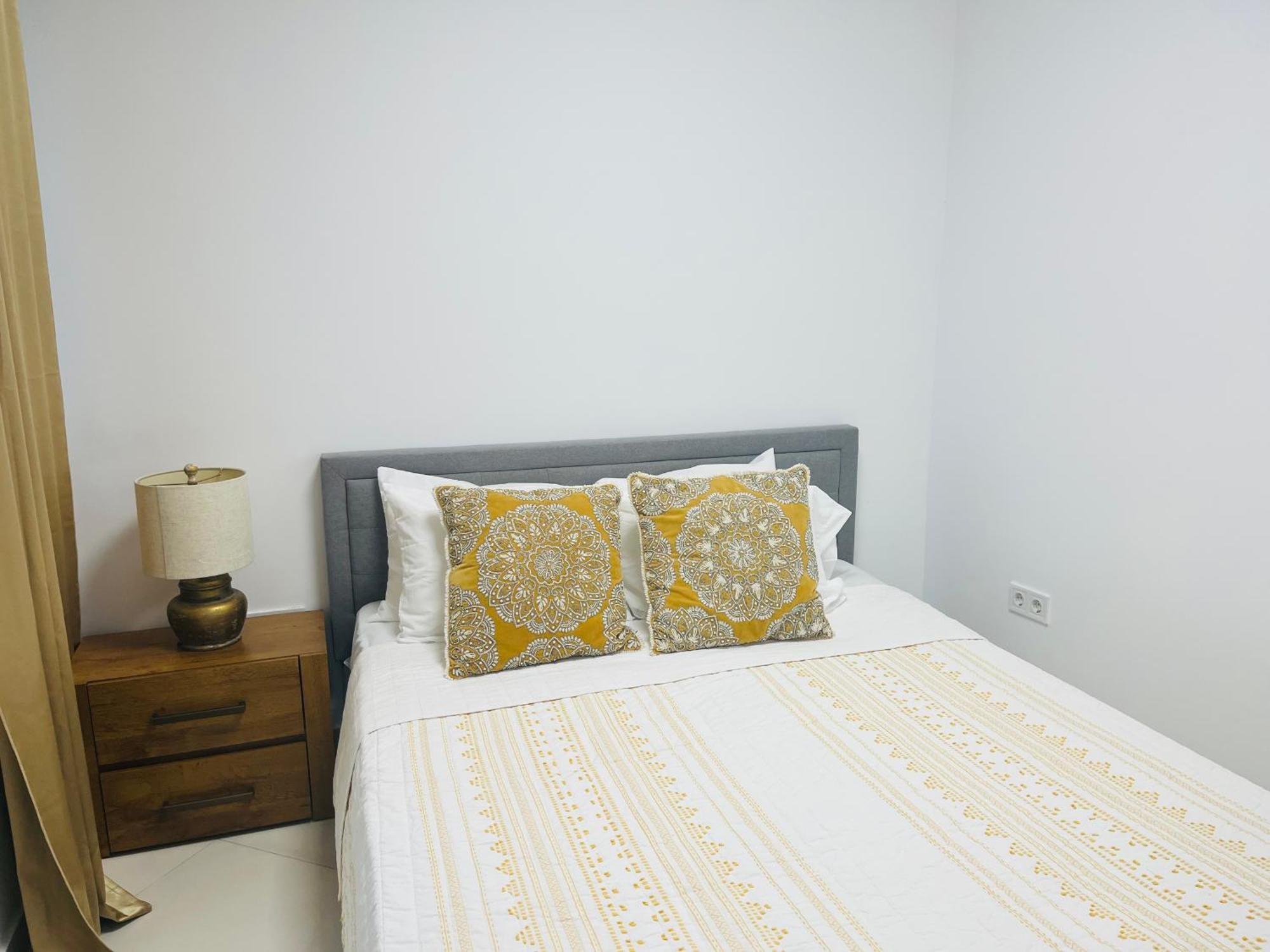 Techas City Center Luxurious Suites & Rooms برايا المظهر الخارجي الصورة