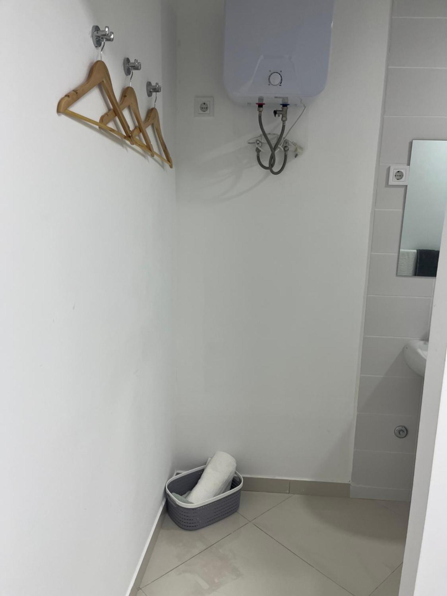 Techas City Center Luxurious Suites & Rooms برايا المظهر الخارجي الصورة